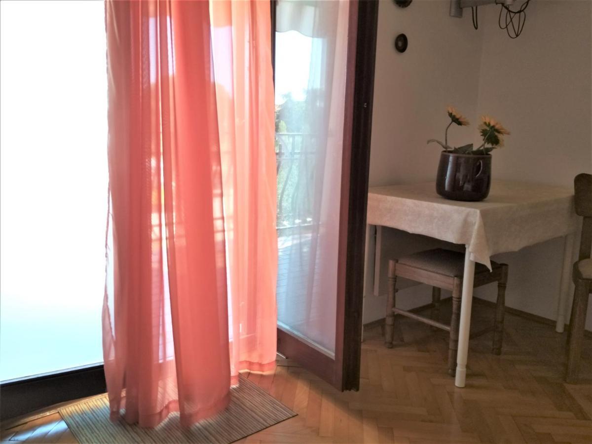 Lili Apartment Rovinj Exterior photo